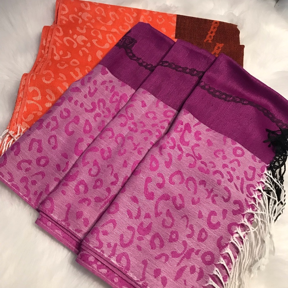 Scarfs